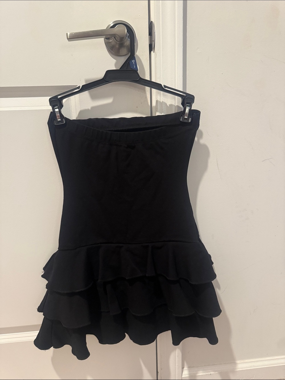 Black Strapless Ruffle Mini Dress - Women - Picture 4 of 5